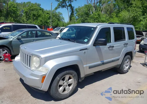 2009 Jeep Liberty Sport z USA, uszkodzony, nr VIN 1J8GN28K39W533593